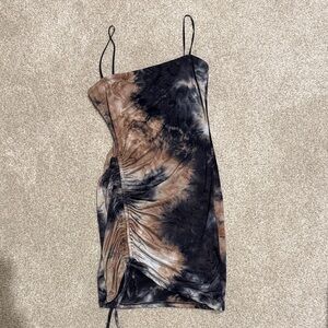 Windsor Tie-Dye Midi Dress in Black and Brown